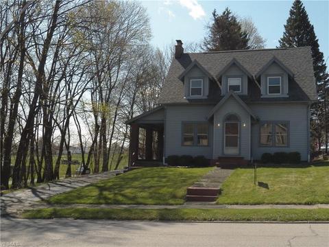 314 Sexton St, Struthers, OH 44471 photo 1