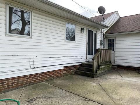 1027 Learidge Rd, Lyndhurst, OH 44124 photo 19