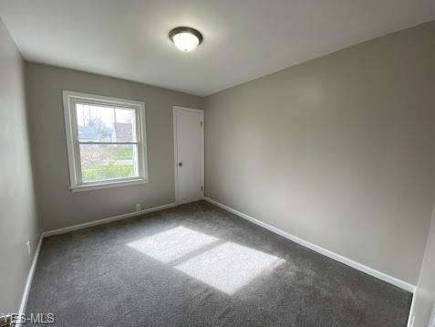 1027 Learidge Rd, Lyndhurst, OH 44124 photo 8