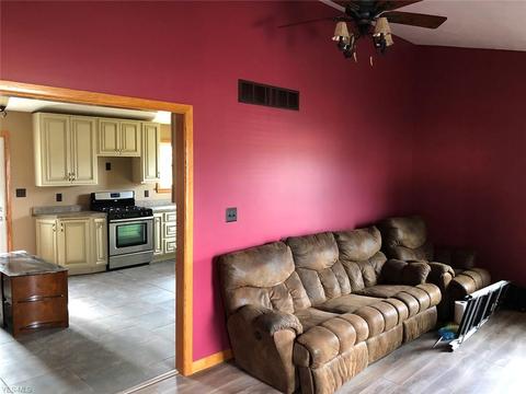 8820 Wadsworth Rd, Windham, OH 44288 photo 14