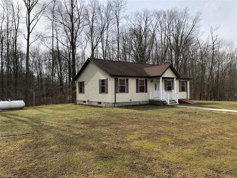 8820 Wadsworth Rd, Windham, OH 44288 photo 2