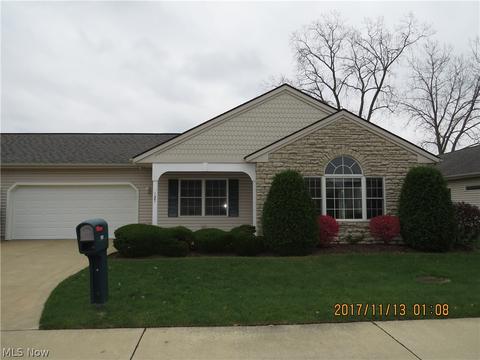 137 Arrow Ct, Elyria, OH 44035 photo 1