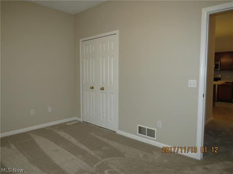 137 Arrow Ct, Elyria, OH 44035 photo 15
