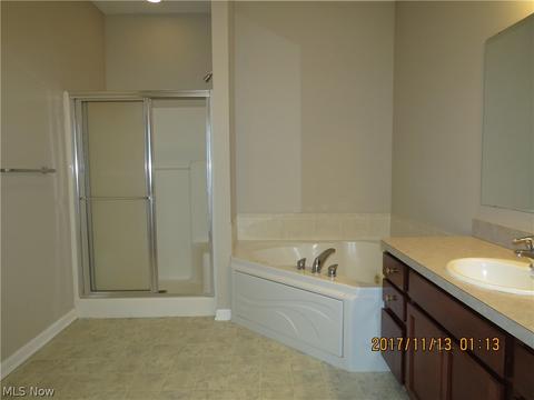 137 Arrow Ct, Elyria, OH 44035 photo 18