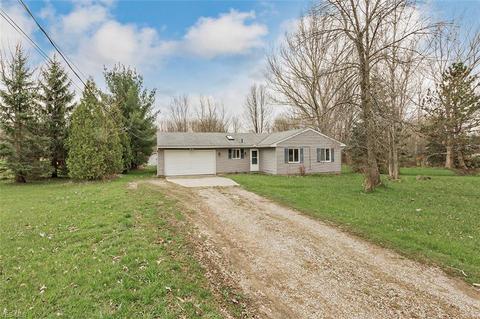 16245 Burrows Rd, Thompson, OH 44086 photo 2