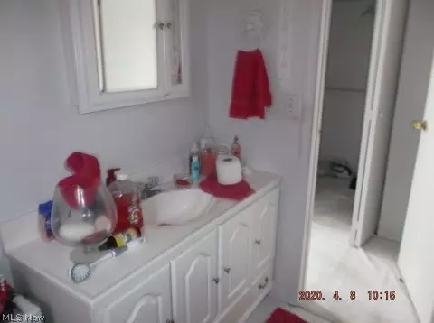 812 Jonathan Ave, Akron, OH 44306 photo 5