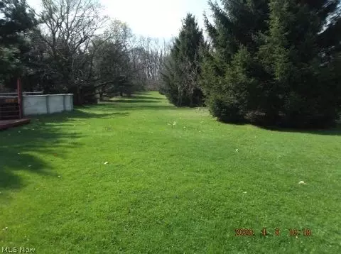 812 Jonathan Ave, Akron, OH 44306 photo 3