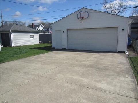 215 Cornell Ave, Elyria, OH 44035 photo 22