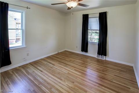 653 Longfellow Dr, Berea, OH 44017 photo 14