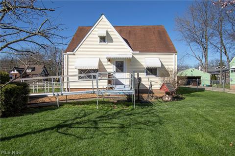 653 Longfellow Dr, Berea, OH 44017 photo 29