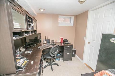 1125 Maple Dr, Parma, OH 44134 photo 25