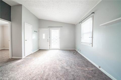 165 Boston Ave, Elyria, OH 44035 photo 4