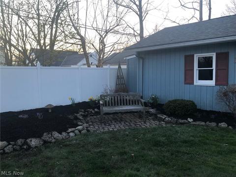 962 N Pasadena Ave, Elyria, OH 44035 photo 4