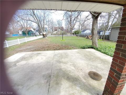 522 Allen Ave, Ashtabula, OH 44004 photo 4