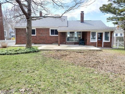 522 Allen Ave, Ashtabula, OH 44004 photo 3