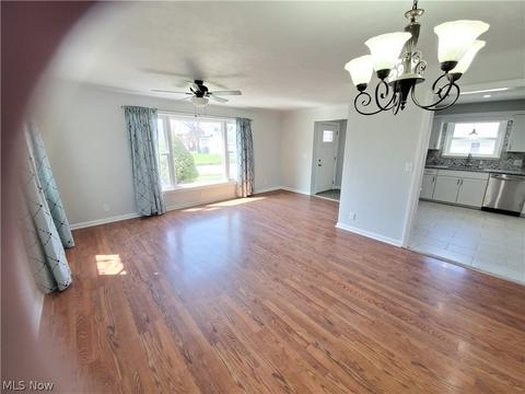 522 Allen Ave, Ashtabula, OH 44004 photo 5
