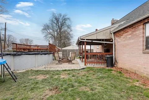 212 Beebe Ave, Elyria, OH 44035 photo 4