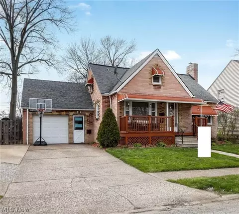 212 Beebe Ave, Elyria, OH 44035 photo 5