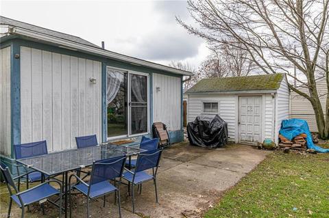 534 E 305th St, Willowick, OH 44095 photo 31