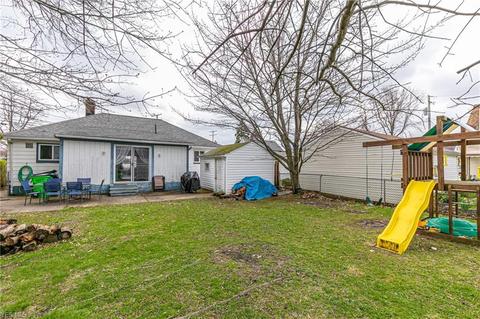 534 E 305th St, Willowick, OH 44095 photo 32