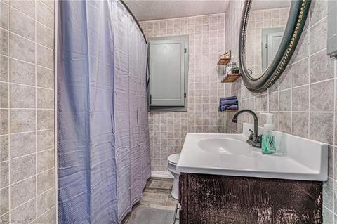 534 E 305th St, Willowick, OH 44095 photo 21
