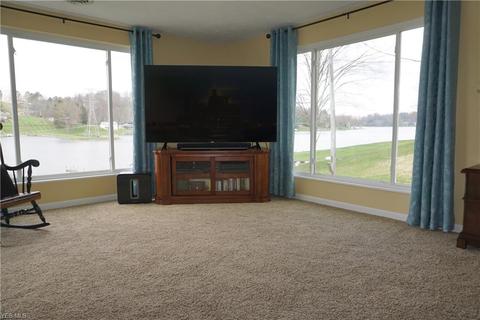 496 E Mohawk Dr, Malvern, OH 44644 photo 15