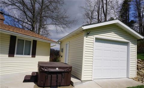 496 E Mohawk Dr, Malvern, OH 44644 photo 30