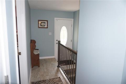 496 E Mohawk Dr, Malvern, OH 44644 photo 12