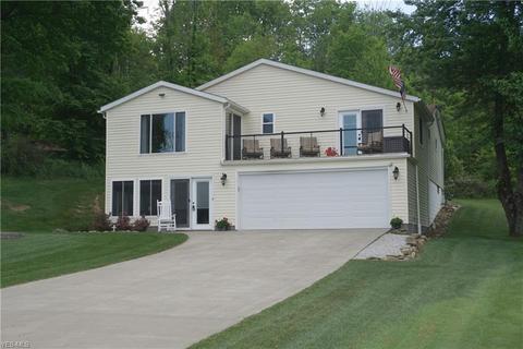 496 E Mohawk Dr, Malvern, OH 44644 photo 3