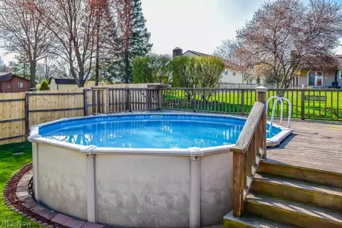 3452 Dunmore Ave NW, Canton, OH 44708 photo 2