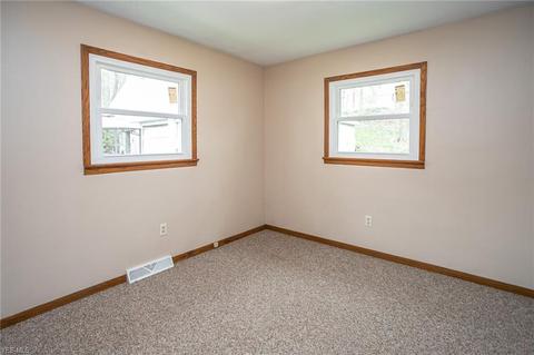 131 Summit St, Wadsworth, OH 44281 photo 16