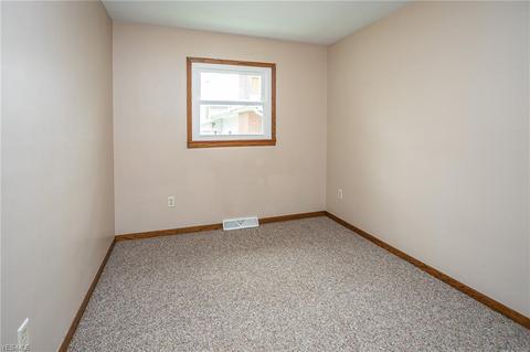 131 Summit St, Wadsworth, OH 44281 photo 20