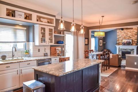 7052 Tidewater St NW, Canton, OH 44708 photo 4