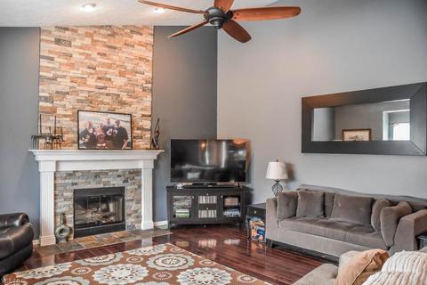 7052 Tidewater St NW, Canton, OH 44708 photo 2