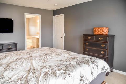 7052 Tidewater St NW, Canton, OH 44708 photo 17