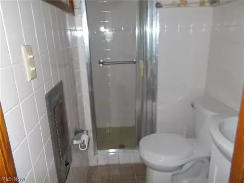 2511 Highland Cir, Ashtabula, OH 44004 photo 6
