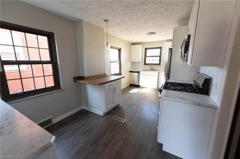 1714 Brookview Blvd, Parma, OH 44134 photo 13