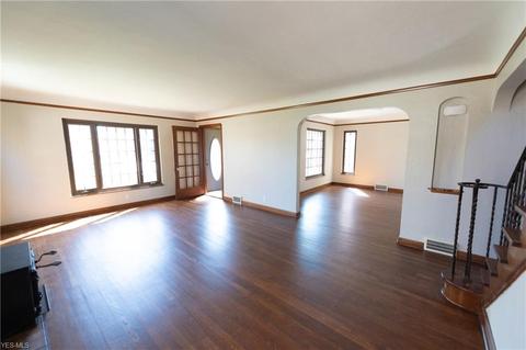 1714 Brookview Blvd, Parma, OH 44134 photo 8