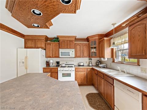 176 Patrick John Dr, Wadsworth, OH 44281 photo 13