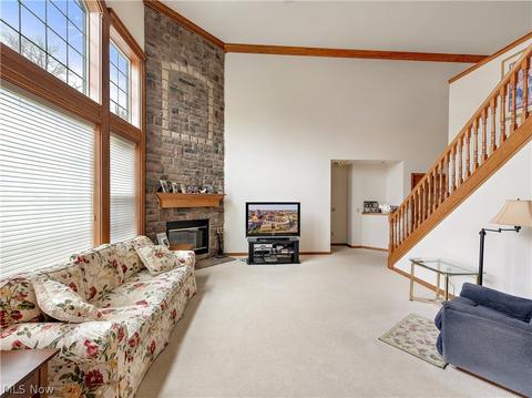176 Patrick John Dr, Wadsworth, OH 44281 photo 8