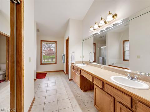 176 Patrick John Dr, Wadsworth, OH 44281 photo 17