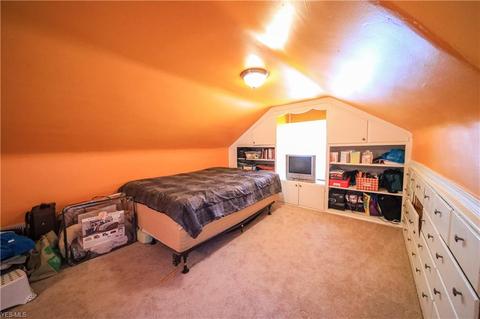 151 E 238th St, Euclid, OH 44123 photo 32