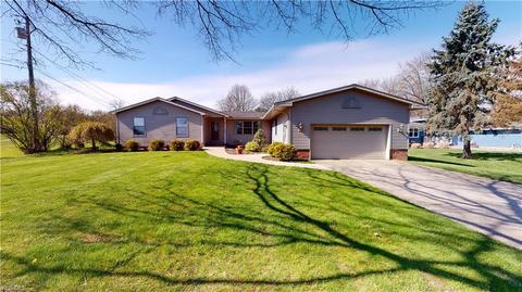 11742 Sharp Dr, Doylestown, OH 44230 photo 1