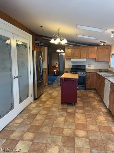 8775 State Route 303, Windham, OH 44288 photo 6