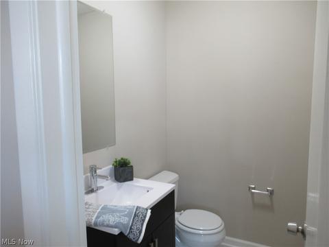 464 Walnut Dr, Berea, OH 44017 photo 15