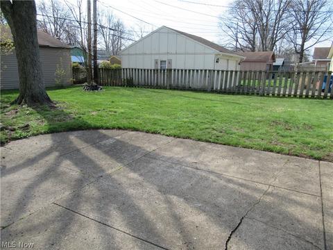 464 Walnut Dr, Berea, OH 44017 photo 18