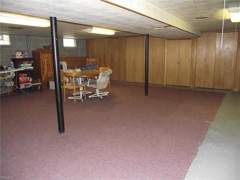 5535 Hauserman Rd, Parma, OH 44130 photo 13