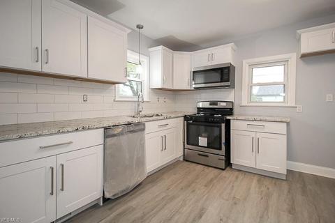 4403 Maplecrest, Parma, OH 44134 photo 9
