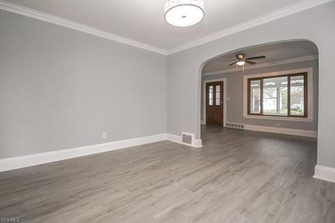 4403 Maplecrest, Parma, OH 44134 photo 8