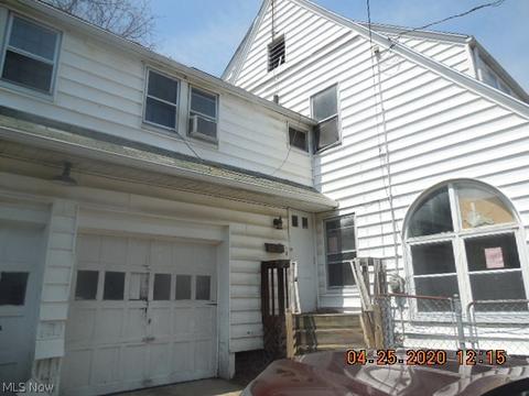 784 Work Dr, Akron, OH 44320 photo 2